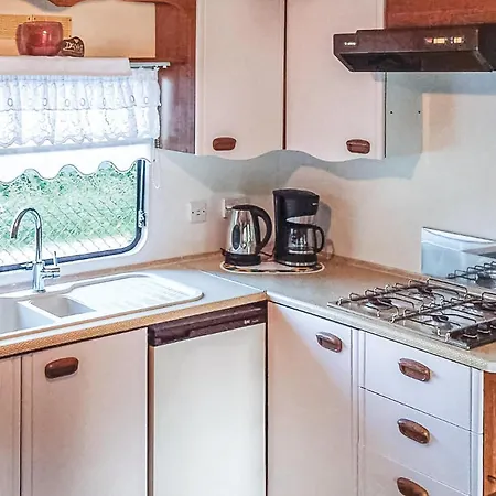 Stacaravan In Retowo 4 Gardna Wielka