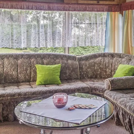 Camping Stacaravan In Retowo 4 Retowo (Pomerania)