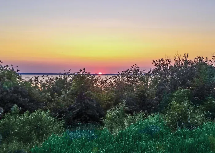 Camping Stacaravan In Retowo 4 2*